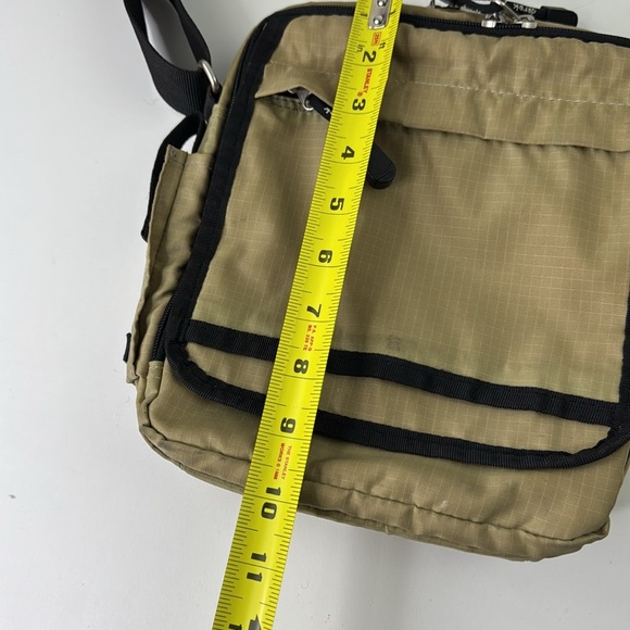 Derek Alexander Unisex Travel Tan Crossbody Bag - Picture 9 of 14